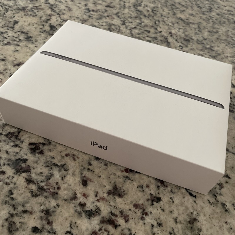 iPad (9th Generation) Wi-Fi + Cell 64GB Space Gray - EMPTY BOX ONLY  - No IPAD