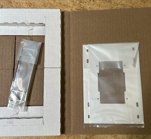 Support de montage rétrofit Crestron TSW-760/1060-RMB-1 6508331 - Photo 3/3