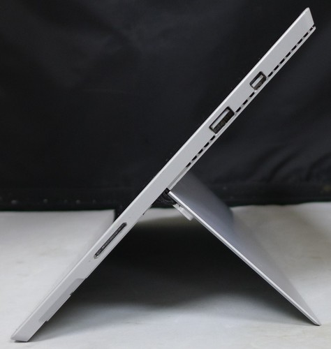 Microsoft Surface Pro 3, 13", i5, 4GB, 128GB - Have touch issue - Picture 7 of 14