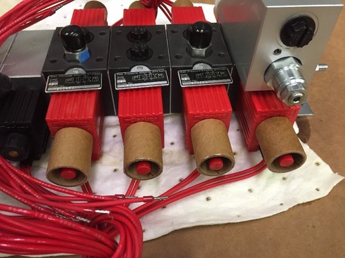 Parker 1506326 Hydraulic Valve Altec Solenoid Manifold 970184144/KE 6 - Picture 6 of 10