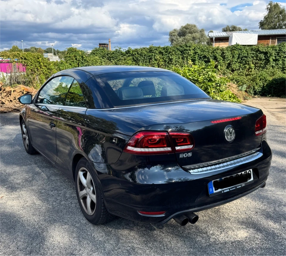 VW Eos 2.0 TDI Bj 2011 Scheckheft Automatik 2 Hand Scheckh.Automatisch Einparken - Bild 2 von 4