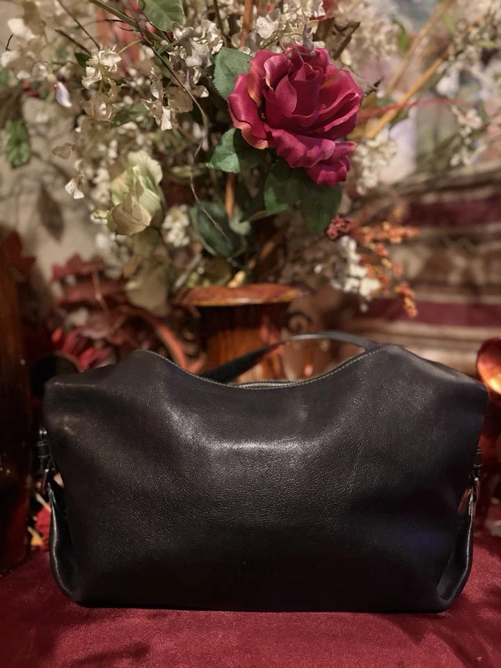 Bolso de hombro Coach Hobo de cuero negro 14,5x9x4 pulgadas Foto 4 de 4