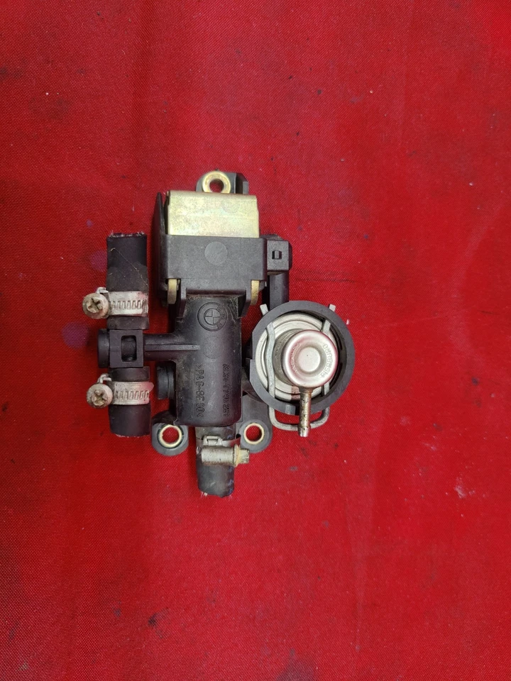 Braço de controle regulador de pressão combustível gasolina BMW Z3 328 528 540 740 750 13311740281 - Imagem 2 de 4