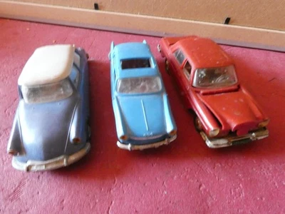 JOUETS ANCIENS LOT DE 3 VOITURES EN PLASTIQUE ECH 1/43 NOREV - Photo 1/4