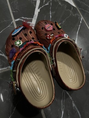 Crocs Customized Brown Wood Grain Slip-On Sandals with Beaded