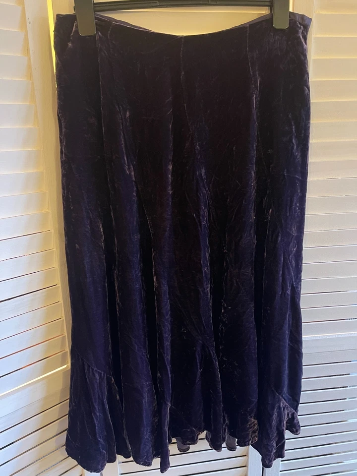 Gorgeous Purple Crushed Velvet Monsoon Long Skirt size 16_ex cond - Image 2 of 4