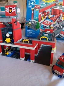 LEGO CITY: Fire Station (7945) Complete w/ Book and Box