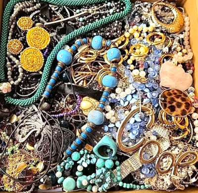 Huge Lot Old Jewelry VTG to Modern 5 Pounds Lbs Junk & Good Pieces Mixed Togethe