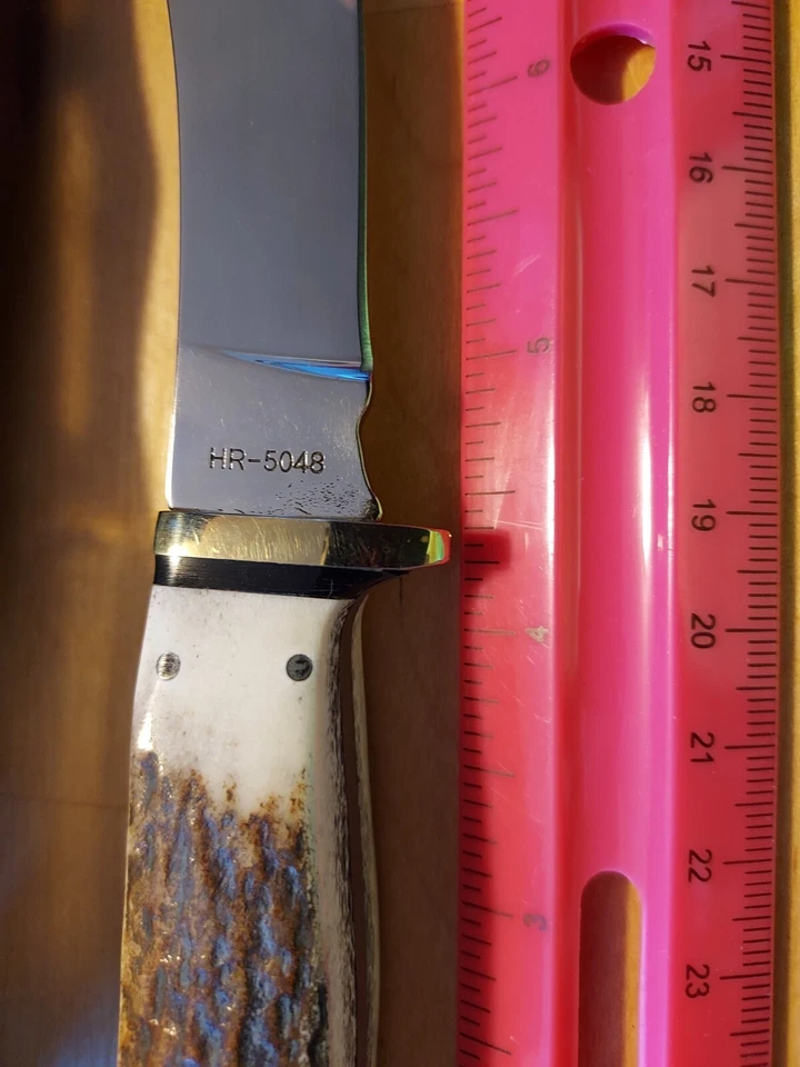 hen and rooster hunting knife.  - Image 4 of 4