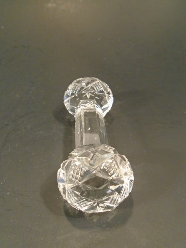 Vintage ~ KNIFE REST ~ Crystal Clear Cut Glass w/ Diamond & Starburst Design - Picture 4 of 8