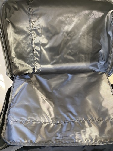 Disney Minnie Mouse Silver Spinner Suitcase Set FUL Hard Luggage 21” And 29” - Picture 5 of 6