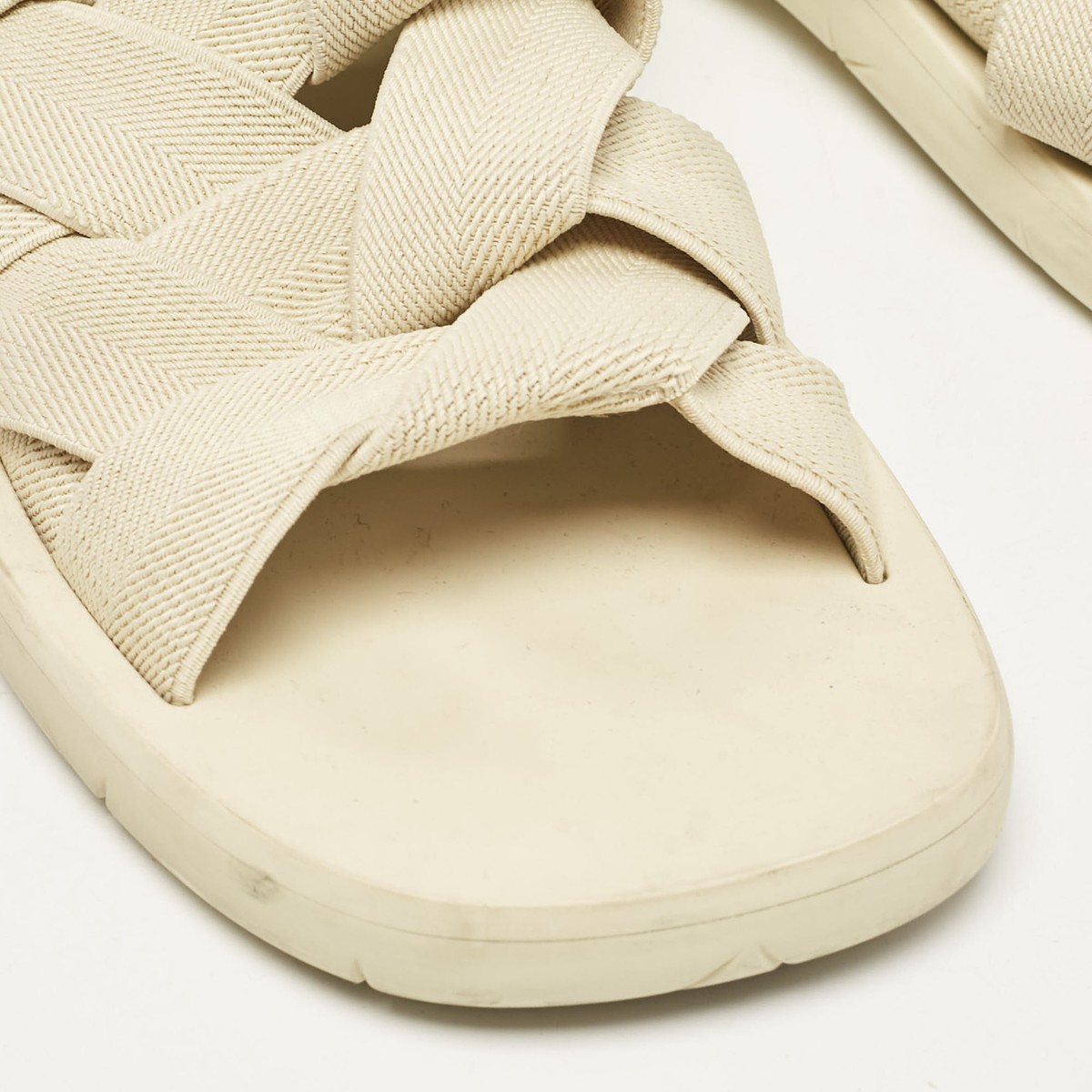 Bottega Veneta Cream Intrecciato Fabric Slide Sandals Size Bottega Veneta Cream Intrecciato Fabric Slide Sandals Size