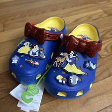 NEW Crocs x SNOW WHITE Classic Clog Sun Shine w/Shoe Charms Mens 4 Womens 6