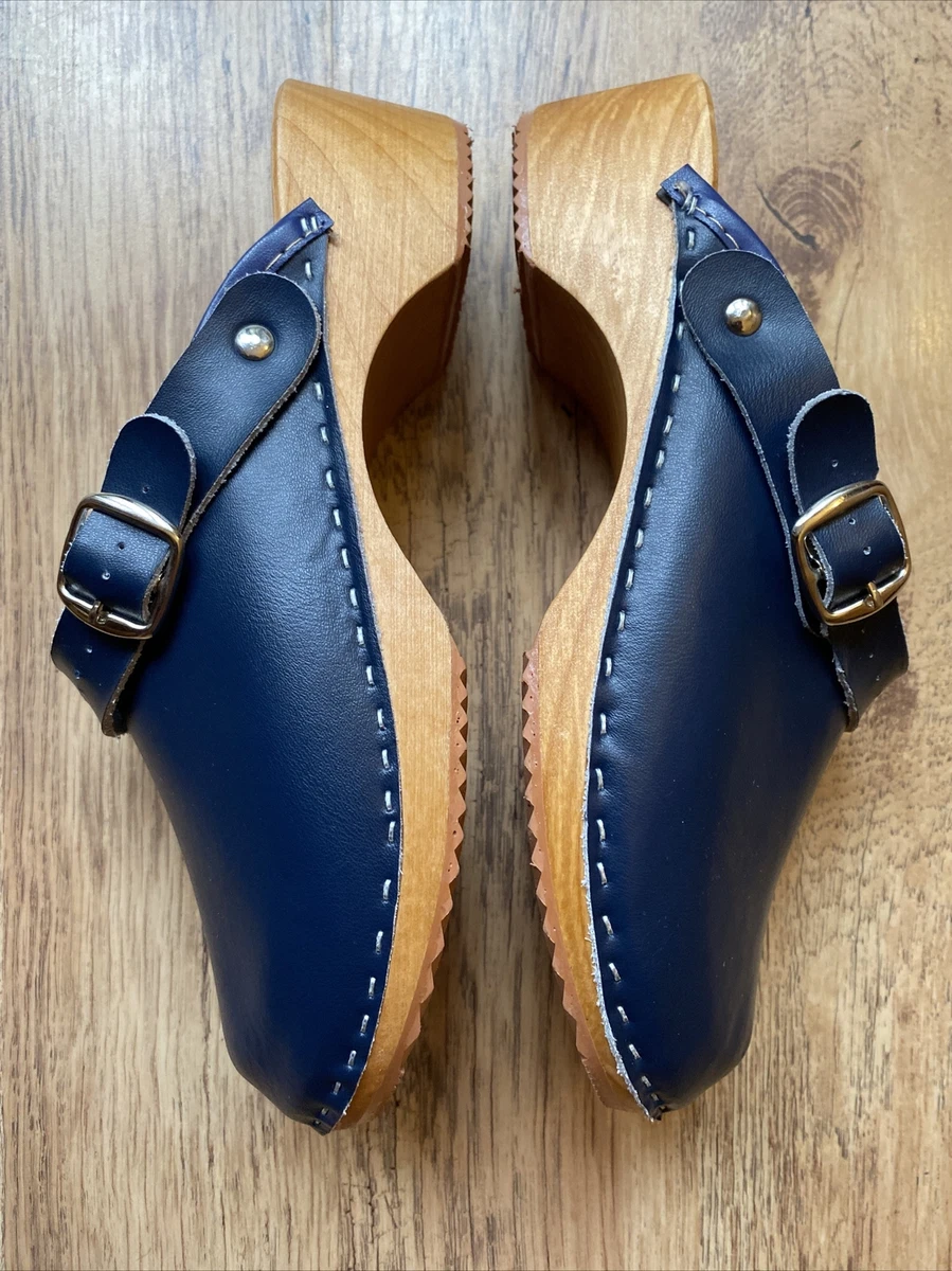 Navy clogs hotsell