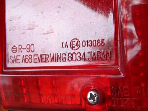 Genuine Isuzu Dmax Ute tray back Right hand side tail light rear 2012 to 2024 - Picture 5 of 6