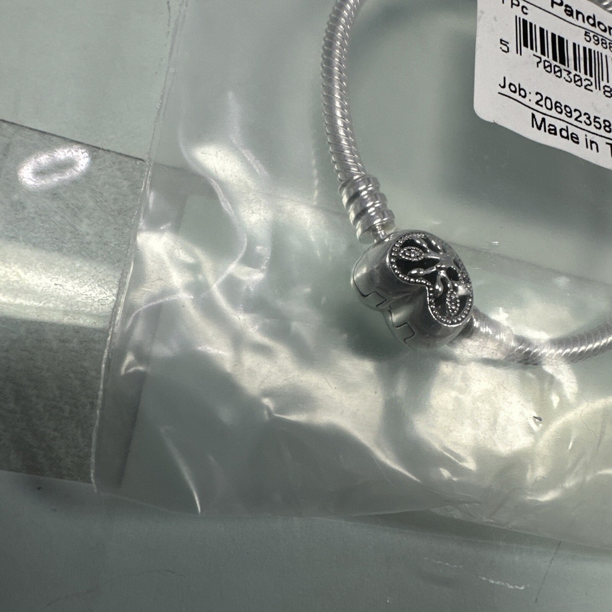 Authentic Pandora #598827C01-16cm Moments Family Tree Heart Clasp 
