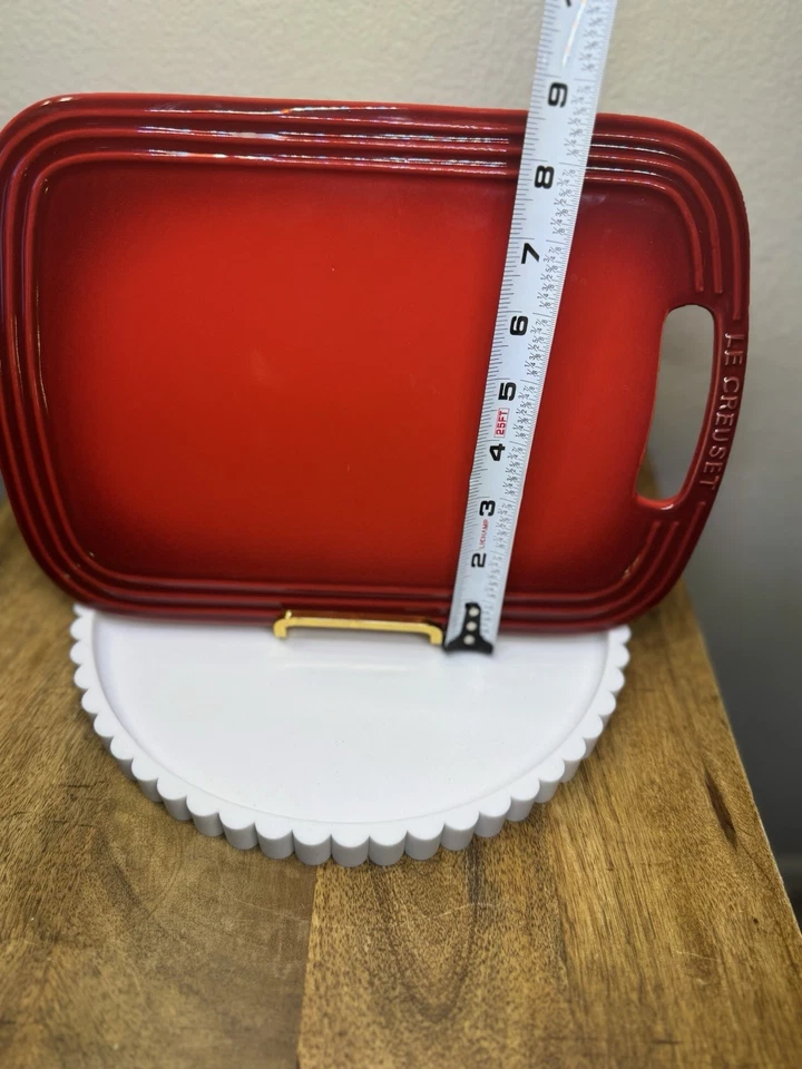 Bandeja de gres esmaltado rojo Le Creuset  Foto 4 de 4