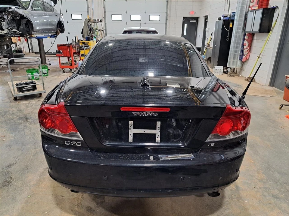 Unidad de actuador/bomba de freno antibloqueo ABS 2008 C70 SKU#4137179 Foto 3 de 4