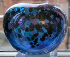 Small studio glass bowl - signed Glassplant - metallic flecks - 9.5 cm