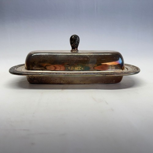 Vintage Silver Plated Butter Dish With Glass Insert and Lid - Picture 4 of 13