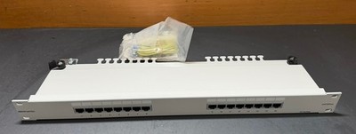 Patchpanel / Desktop Patchfeld 16× RJ45 / CAT5C-GPAT-16-F-K-101A