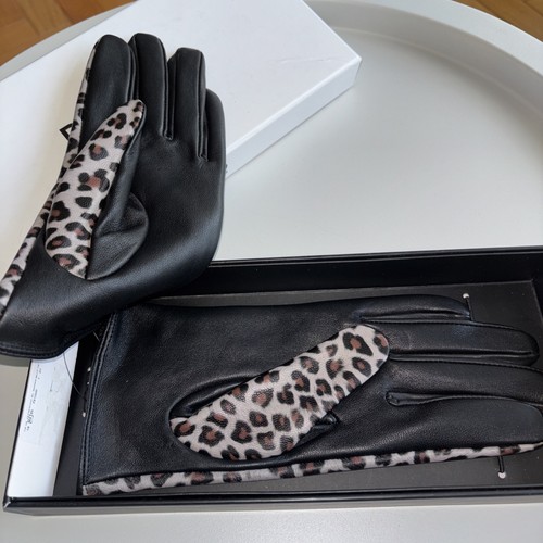 julian macdonald Diamond Leopard Handschuhe Neu im Karton - Bild 2 von 8
