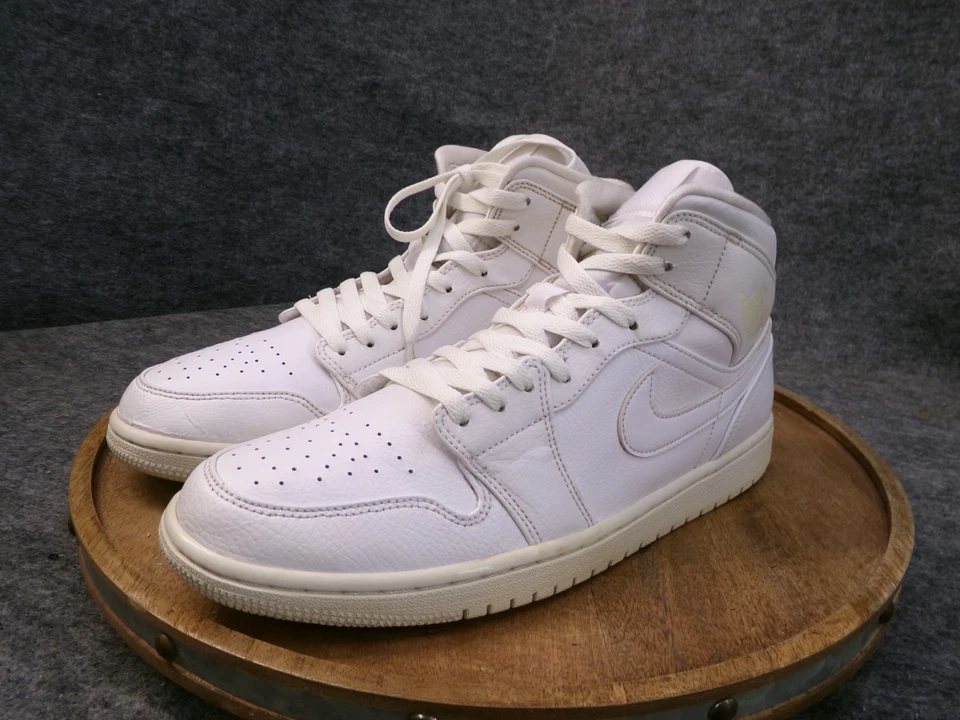 耐克 Air Jordan 1 Mid Triple 白色 554724-109 男式篮球运动鞋 11 码 — 第 3/4 张图片