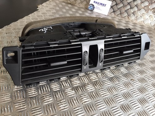 BMW 5er E60 E61 Frischluftgitter Mitte Mitte Armaturenbrett Lüftung 6910734 7009275... - Bild 1 von 6