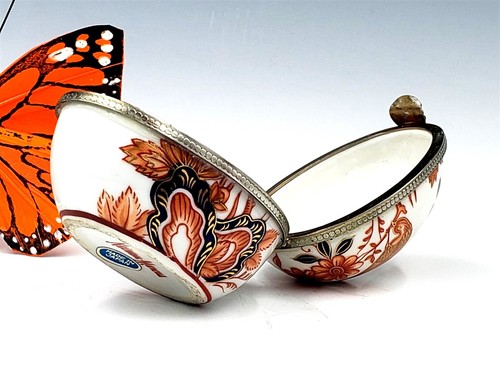 Neiman Marcus Porcelain Trinket Ring Box, Hand Painted Japanese - Picture 6 of 9
