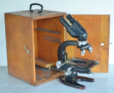 Vintage CARL ZEISS JENA Microscope & 4 Lenses & Original Wood Case