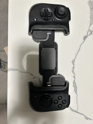 Razor Game Vice RZ06-0290 Mobile Game Controller Attachment