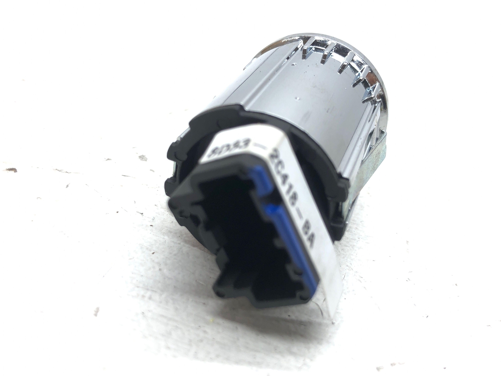 2011-2020 ASTON MARTIN RAPIDE ACTIVE DAMPENING SUSPENSION SWITCH 8D33-2C418-BA