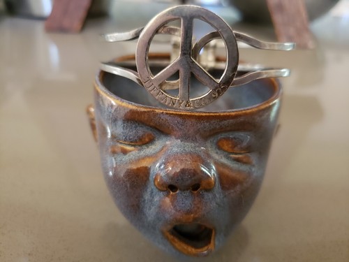 Unique Tiffany marked peace cuff bracelet sterling silver - Picture 4 of 6