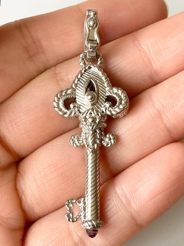 Large Judith Ripka 925 sterling silver amethyst key pendant - Picture 2 of 7