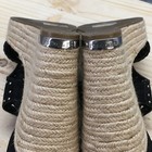 Foto 10 di 16