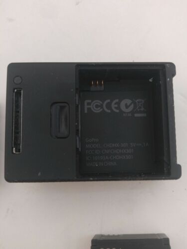 Used GoPro Hero 3 Black and Silver Edition CHDHX-301 w/ Non-touch screen YHD517L - Picture 3 of 8