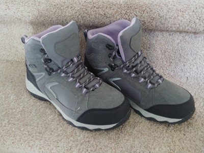 Adventuridge Women's Hiking Boots Size 8 Ladies AVS-TEX Pre owned EXCELLENT cond