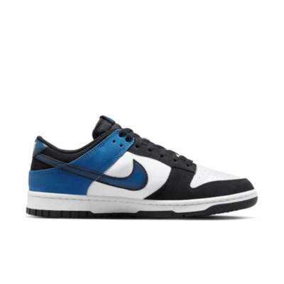 スケートボード Nike Dunk Low \