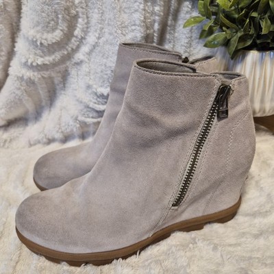 Sorel Joan Of Arctic II Wedge Boots Waterproof Zip Sz 9.5 M Beige Suede Booties