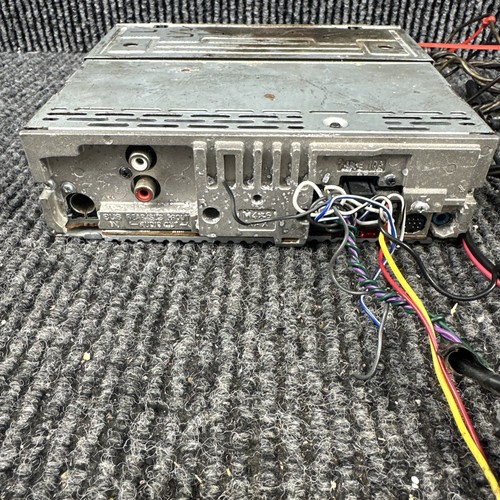 Sony Car Stereo In-Dash Radio CDX-GT57UP UNTESTED AS IS - Picture 5 of 10