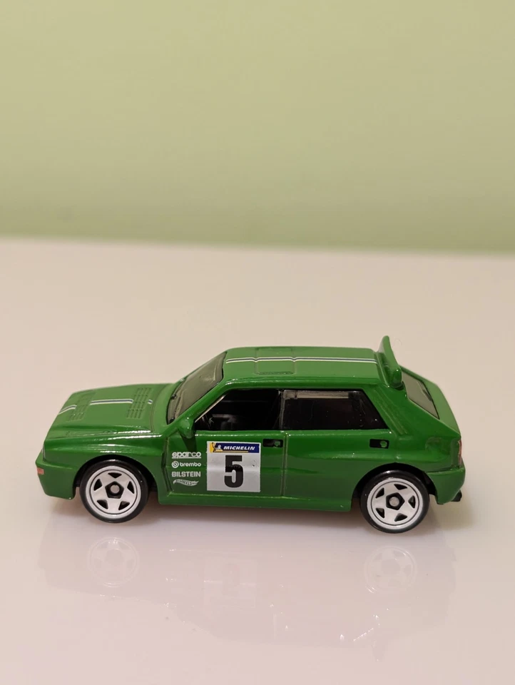 Hot Wheels Lancia Delta Integrale Verde - De European Car Culture Multipack Foto 3 de 4