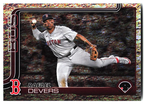 Rafael Devers [Holo Foil] #285 2025 Topps card