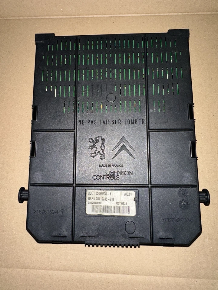 Peugeot Citroën BSI Johnson Controls V05.01 - Usato - Ricambio originale - Immagine 3 di 4