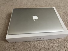 Apple MacBook Air 13.3 inch Laptop - MMGF2LLA (2015) 