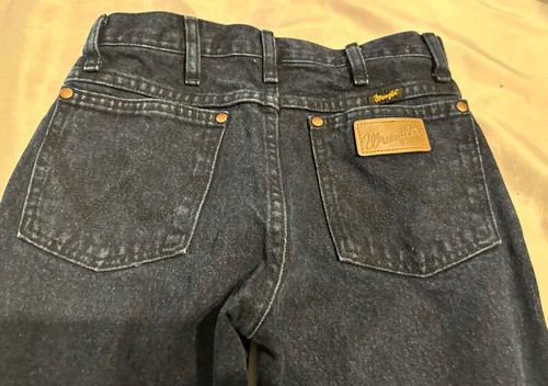 Wrangler Jeans Men's Size 26x30 Dark Wash Wranglers - Picture 4 of 10