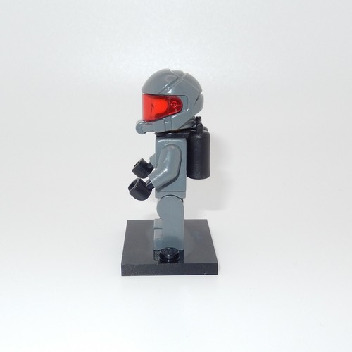 LEGO Minifigure - #SP118 | OFFICER 14 | Space Police III | #5984 | Released 2010 - Picture 2 of 4
