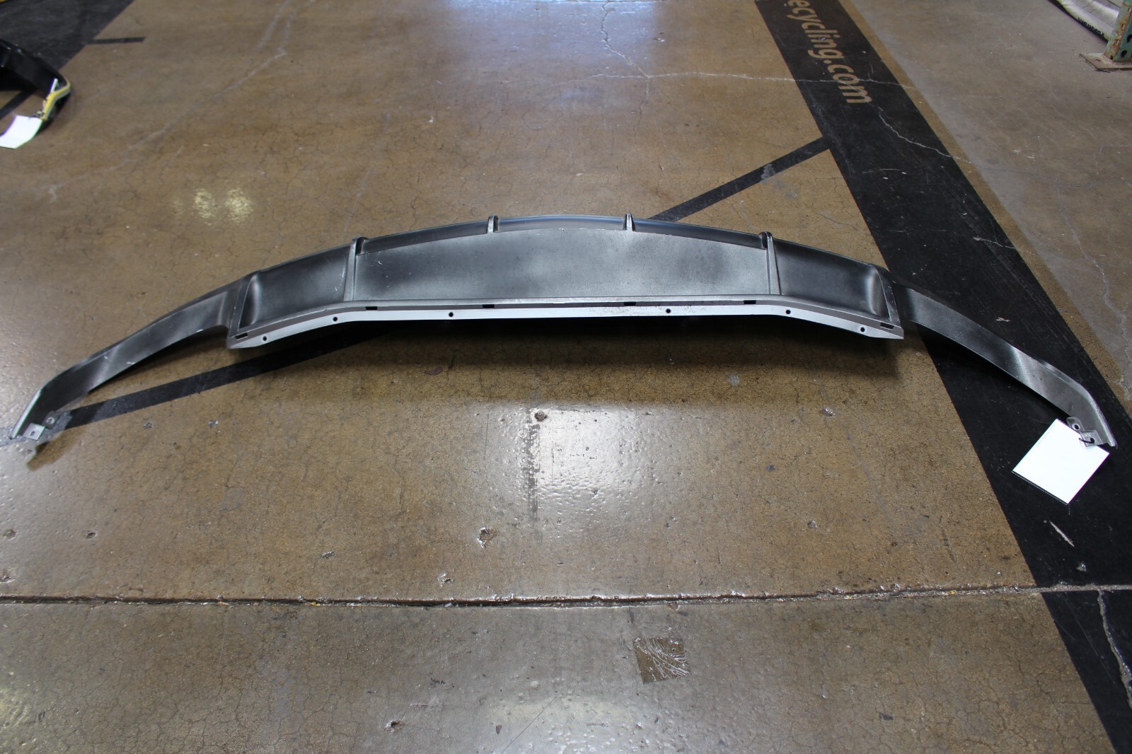 Lamborghini Urus, Rear Valance, Used, P/N 4ML807301, 4ML807568