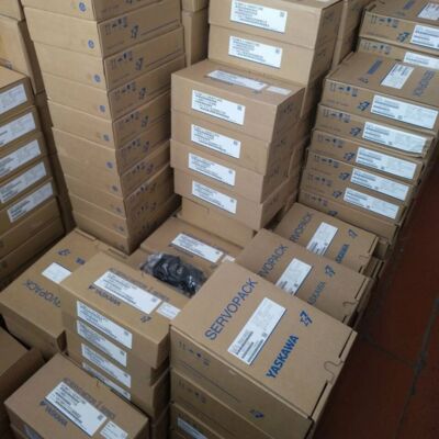 NEW Yaskawa CIMR-VU4A0004BAA Inverter FAST Shipping CIMRVU4A0004BAA