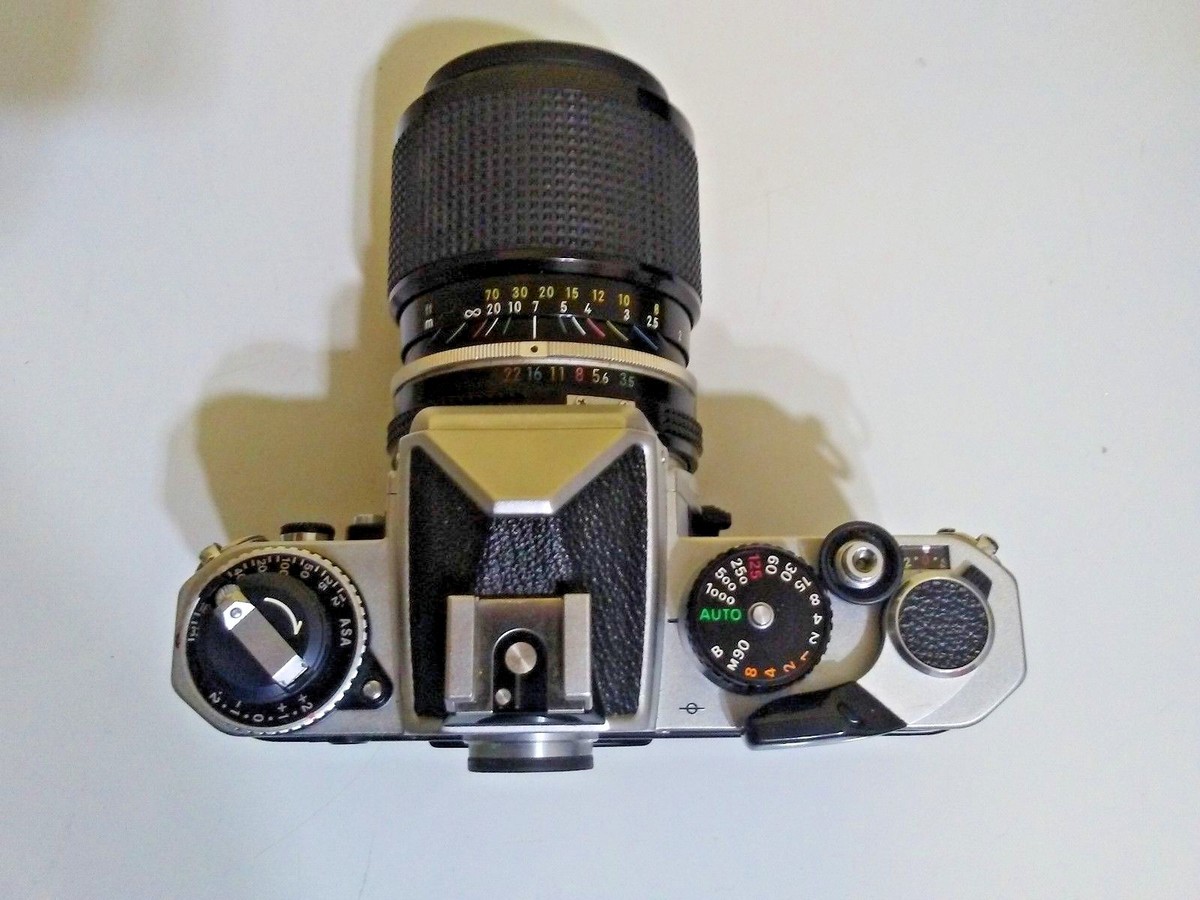 Nikon FE 35mm Film Camera with 43-86mm Zoom Lens and Tamrac Case