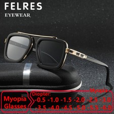 NEW Men Women Square Photochromic Myopia Nearsighted Glasses Outdoor Sunglasses